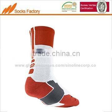 Men's and women's functional sports outdoor socks red and white