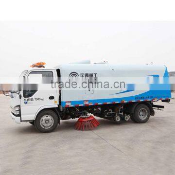 YUTONG Reasonable Price OF Road SweeperTruck photo-4