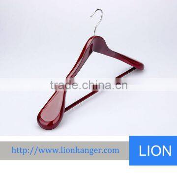 Lioncity W1029 Clothes Wooden Hanger