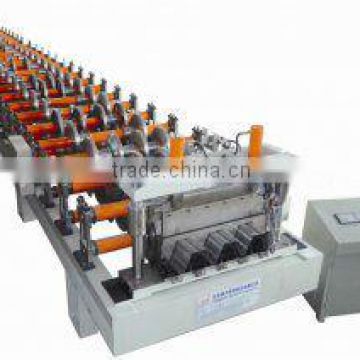 Metal deck sheet roll forming machine