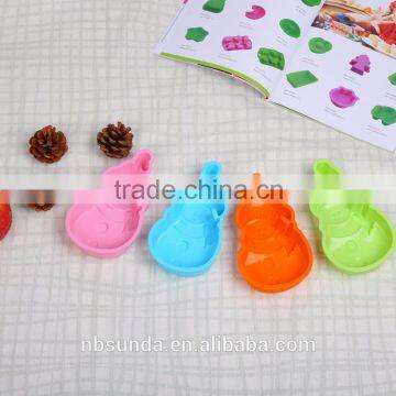 Hot sale food grade cute shape silicon cake mould