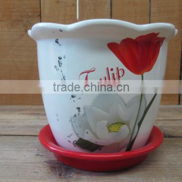 Flower Edge Shaped Ceramic Planter with Red Pallet Tray