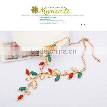 High quality 2014 fashion asymmetric necklace