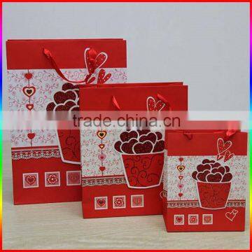 paper bag for shopping and gift packing