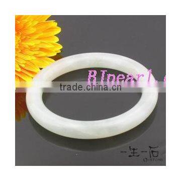 AAA 7.5" jade bracelet