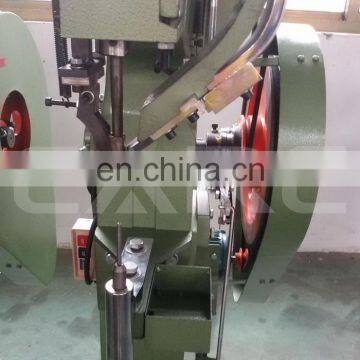 Automatic Rivet Feeding Ice Skate Riveting Machine photo-3