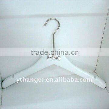 pure white wooden hanger for leisure clothes