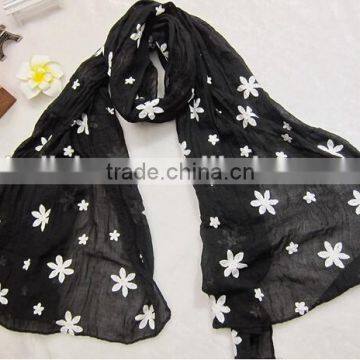 Wholesale Wide Flower Embroidery Cotton Ladies Fashion Scarf