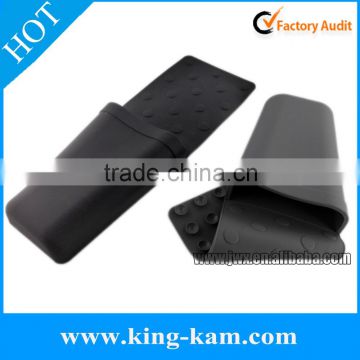 Heat-resistant hot iron silicone holster