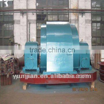 hydroelectric generator