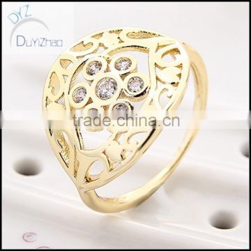 Crystal clear quartz gemstone wedding cz ring