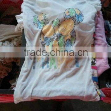 Shanghai Sorting Used Clothing for Africa