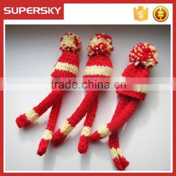 A-827 Knitting Christmas Wine Cozy Toppers Wine Santa Hat and Scarf Set Knitting Christmas Wine Bottle Topper photo-3