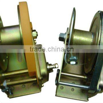 hand winch with friction brake