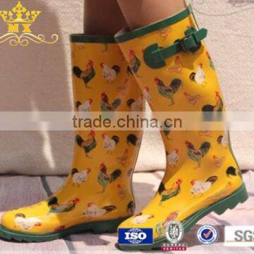 high quality beautiful PVC orange rain boot for girls