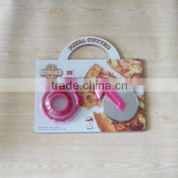 Hot Sale Plastic Pizza Cutter , Pizza Making Tools With Blister Card Packing