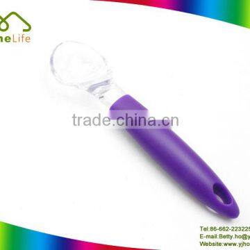 New design kitchen gadget colorful ice cream plastic spoon