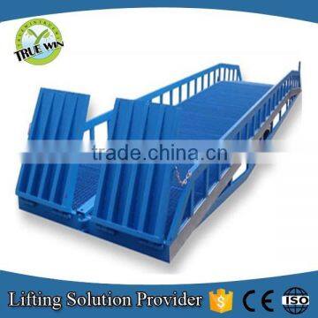 Single operation high steel yard ramp