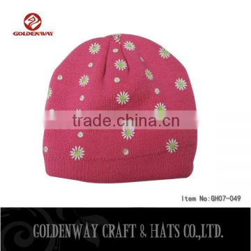 Fashion wholesale girls' cheap beanie hats with little flowers