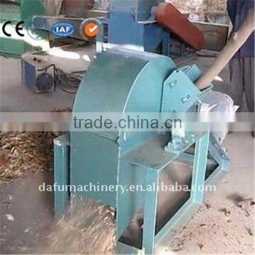 High Efficiencent Wood Sawdust Machine With Motor photo-4