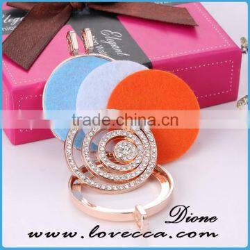 2017 Beautiful Hollow Design Essential Oil Diffuser Perfume Necklace For Locket photo-2