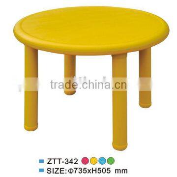 PLASTIC BLOW MOULD ROUND KID'S TABLE