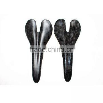 2016 High Quality 3k UD Full Carbon Fiber T700C Bicycle Saddle for Sale photo-3
