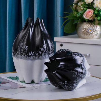 Unique Skin Texture Light Luxury White Black Ceramic Vase For Club Ktv Hotel Office Decor