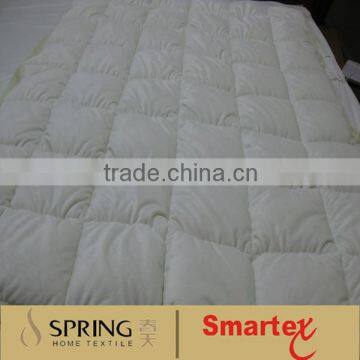 ball fiber quilted mattress protector