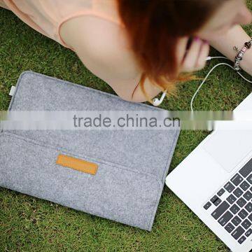 factory price soft welt 13.3inch laptop sleeve with carrying and pocktet