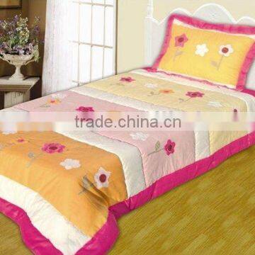 economical girl patchwork quilt set