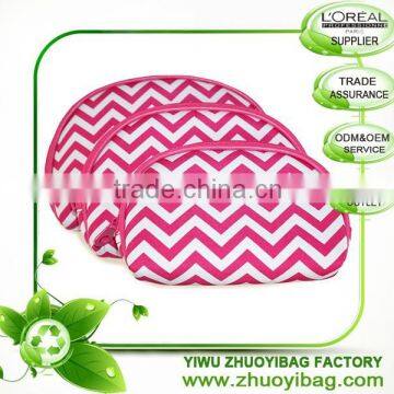 600 Denier Polyester Hot Pink Chevron Cosmetic Bag For Promotion