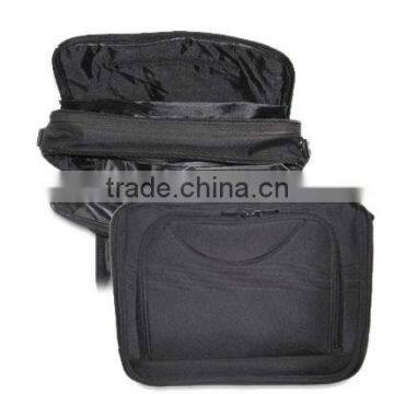 Laptop Bag with Multiple Compartments, Made of Nylon, Measures 17 x 15-1/4 x 5 Inches