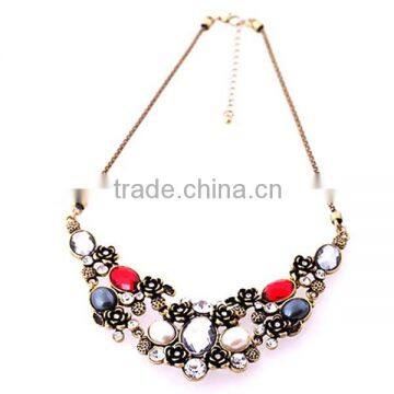 2014 Fashion flower pendant bib necklace