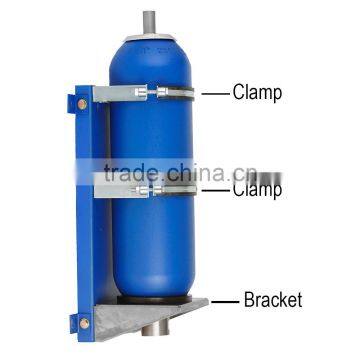 accumulator bracket and bracket