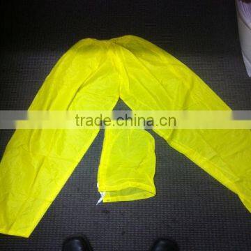 Unisex Waterproof Polyester Rainwear Plastic Rainsuits photo-4