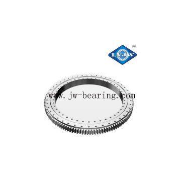 Slewing bearing