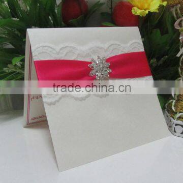 New Coming Cheap White Lace Decor Wedding Invitation Cards with Ribbon