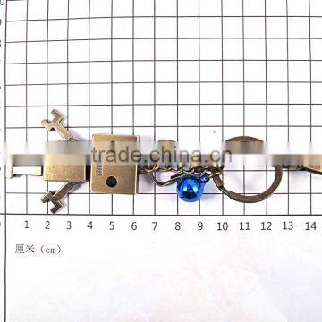 Hot Sale Fashion Costom Robot Key Chain Custom Christmas Keychain photo-4