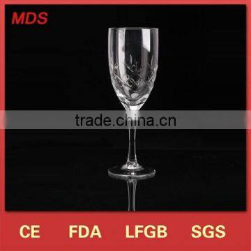 Personalized red wholesale moet champagne etched wine glass                        
                                                Quality Choice