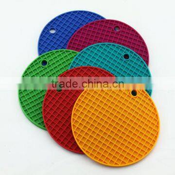 cheap price wholesale silk print silicone cup mat