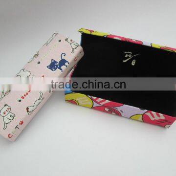 cute aluminum hand made fabric reading glasses case