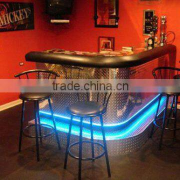 beatiful el light in bar desk