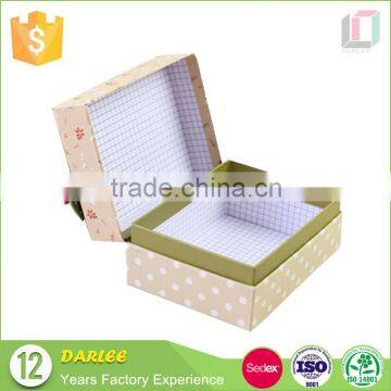 Factory price custom high quality luxury diy underwear packaging box design with ribbon