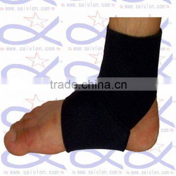 simple design neoprene ankle support