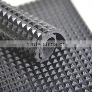 2014 New Quality pyramid rubber matting pyramind rubber floor pyramid rubber mats