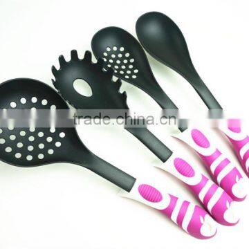 33057 Kitchen Cooking Utensils With Built-in Stand