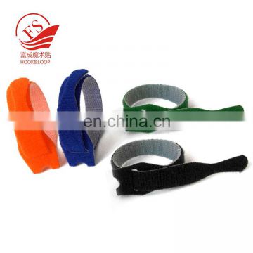 Double side strap self locking hook loop cable tie