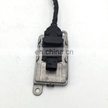 24V Square Four Needles Nitrogen Oxide Sensor 5WK9 6661D 2006245 5WK96661D