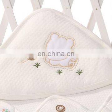 Cartoon Flannel Swaddle Blanket Organic Cotton Gender Neutral Flamingo Muslin Baby Swaddle Blanket photo-2